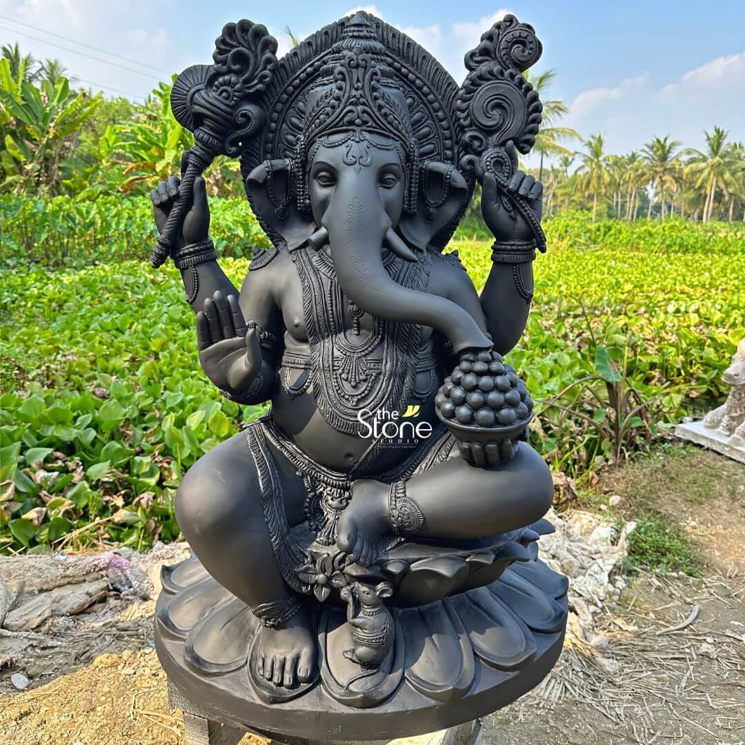 Lord-Ganesha-statue-for-outdoor-placement